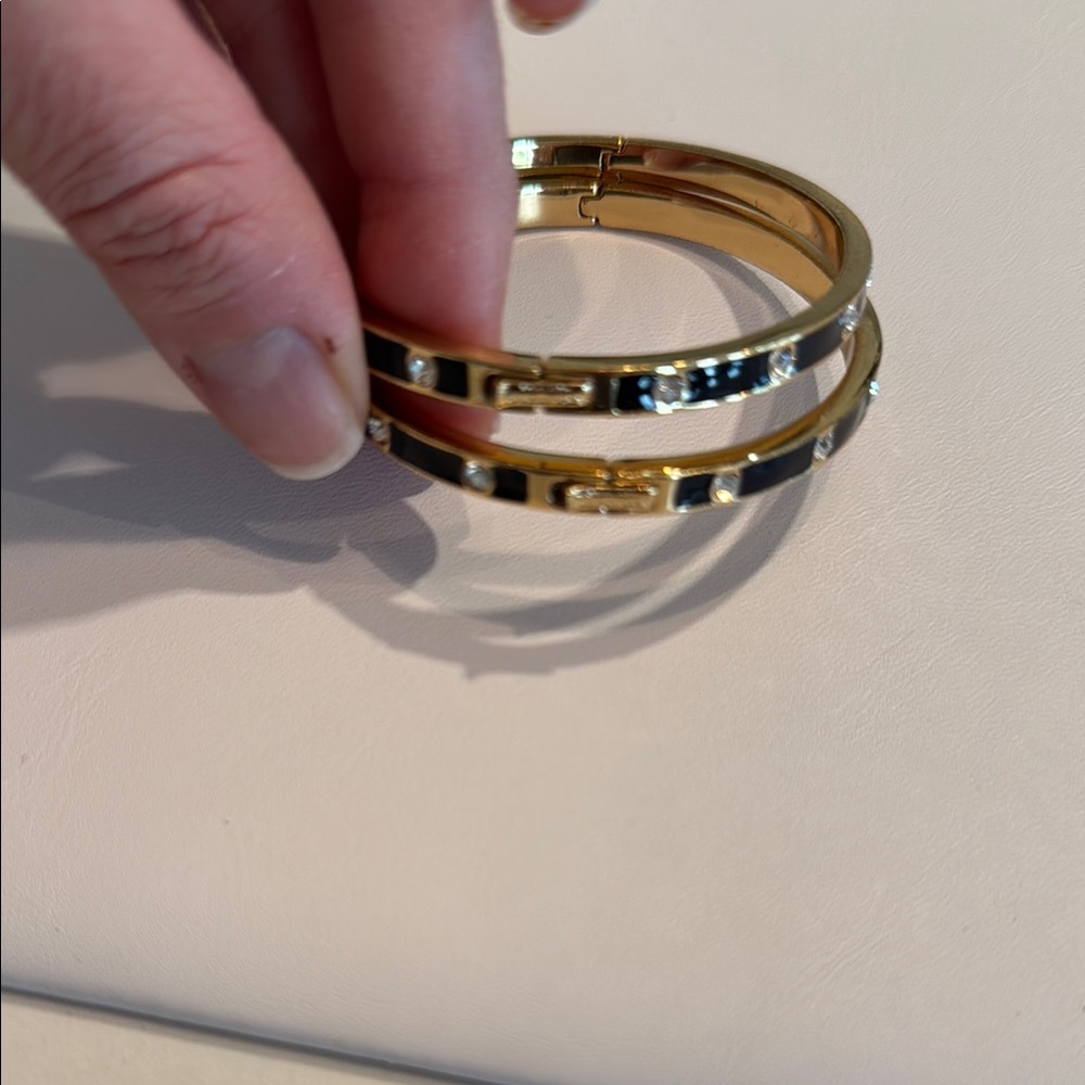 Kate spade bangle bracelets. - Picture 6 of 7